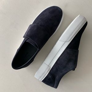 Vince Midnight Blue/Black Suede Sneakers